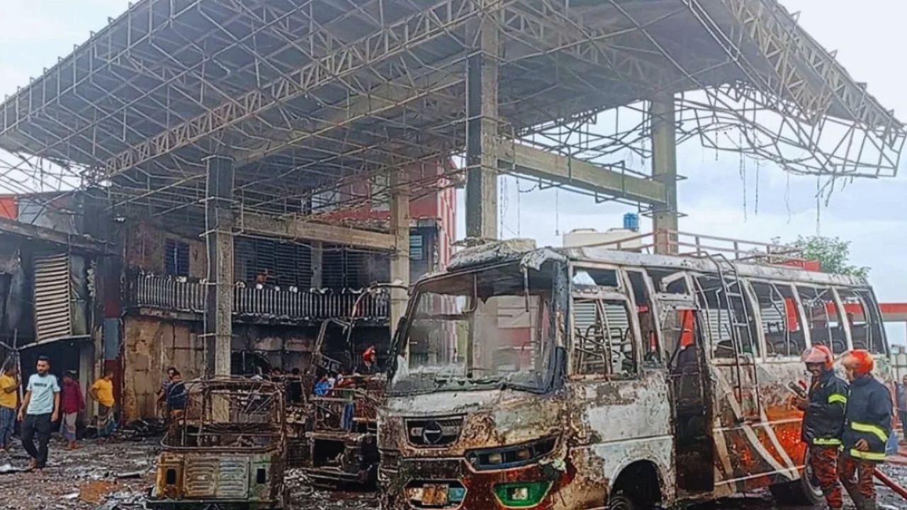 হবিগঞ্জে সিএনজি স্টেশনে ভয়াবহ অগ্নিকাণ্ড